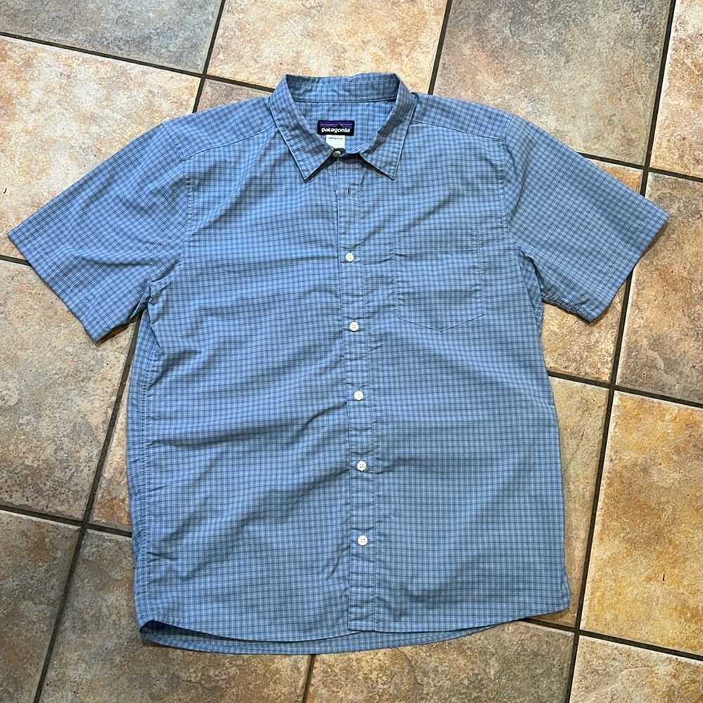 Patagonia lightweight shirt